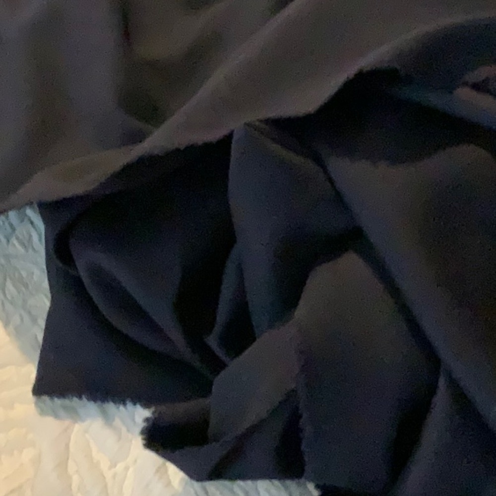 5 yds navy polyester fabric no stretch. Great for suit, blazer, slacks.